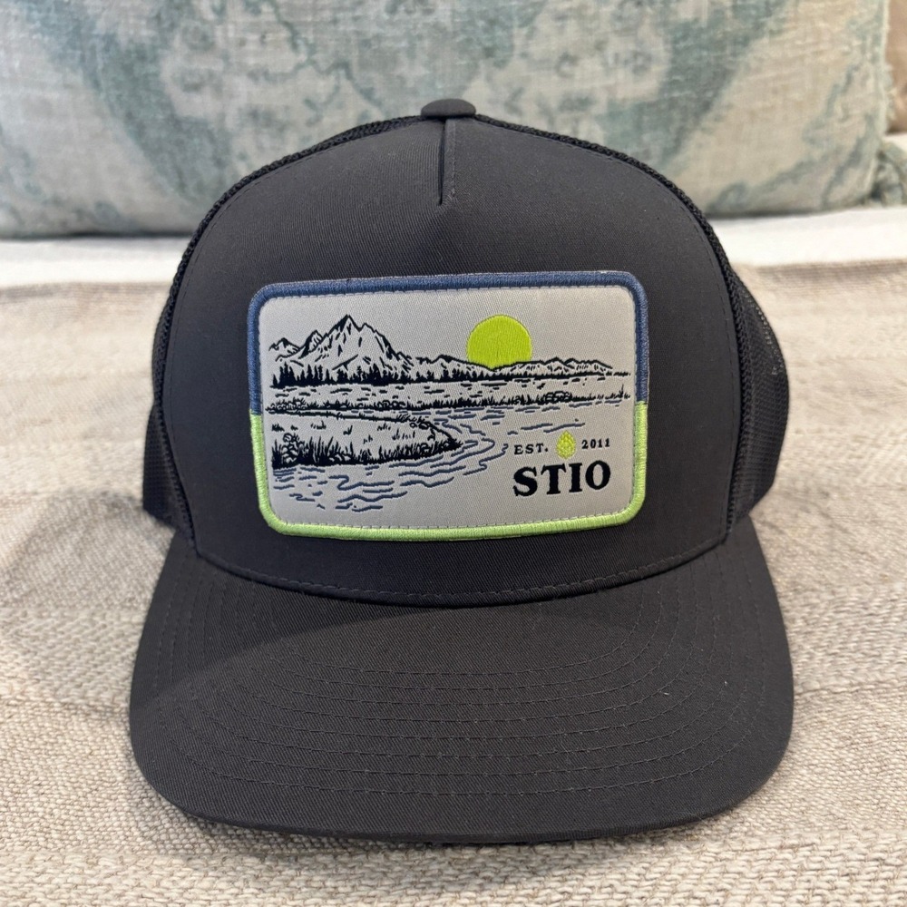 Stio Trucker Hat Snapback Mesh Black Gray Scenic Mountain Patch NWOT